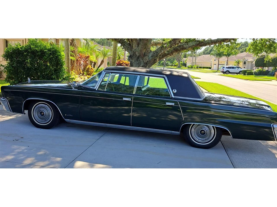 1966 Chrysler Imperial 2nd Gen - Image 2 of 11