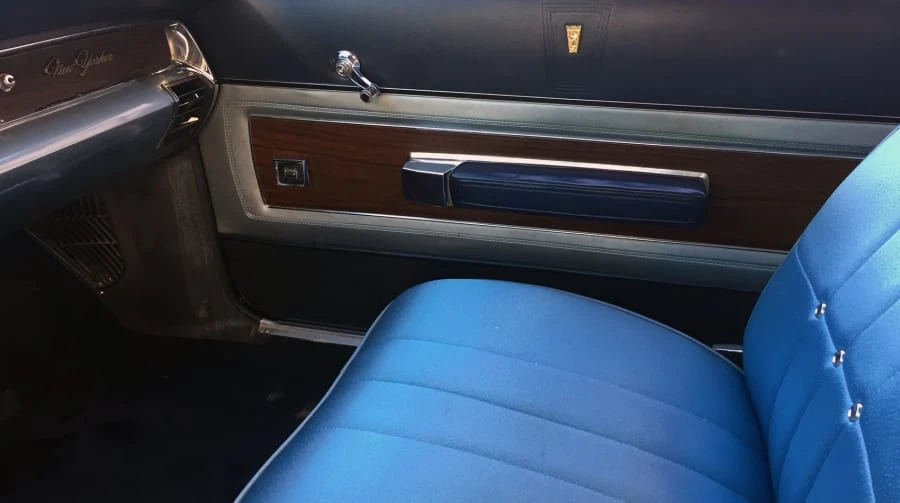 1966 Chrysler New Yorker - Image 3 of 12