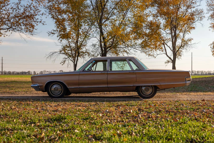 1966 Chrysler New Yorker - Image 2 of 14