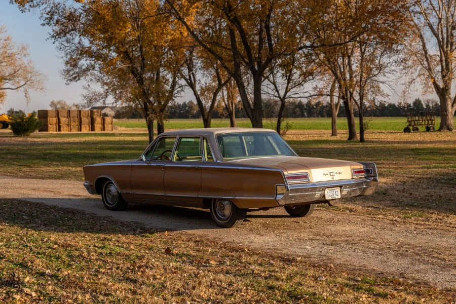 1966 Chrysler New Yorker - Image 3 of 14