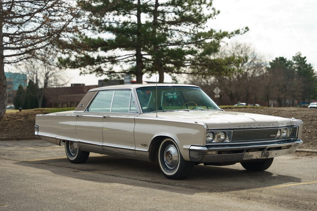 1966 Chrysler New Yorker - Image 26 of 31
