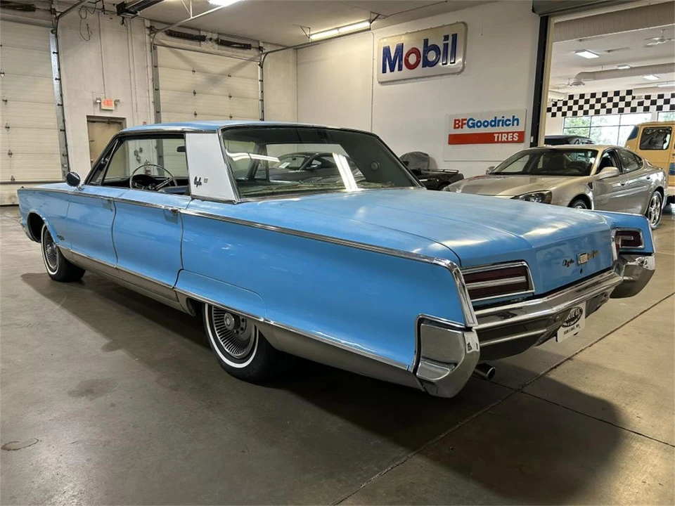 1966 Chrysler New Yorker - Image 7 of 31