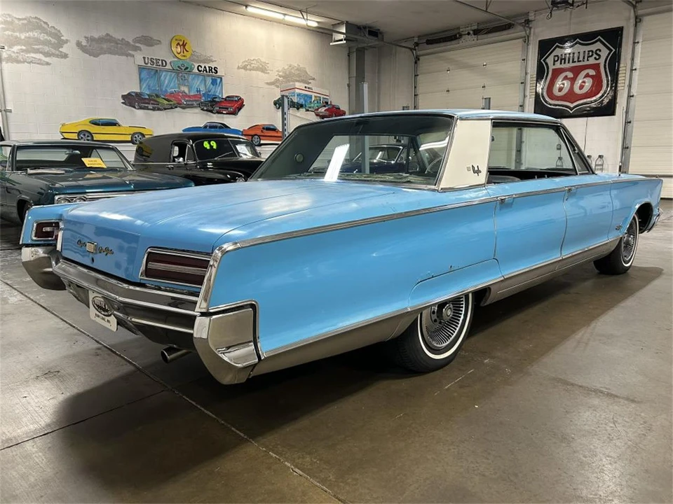 1966 Chrysler New Yorker - Image 5 of 31