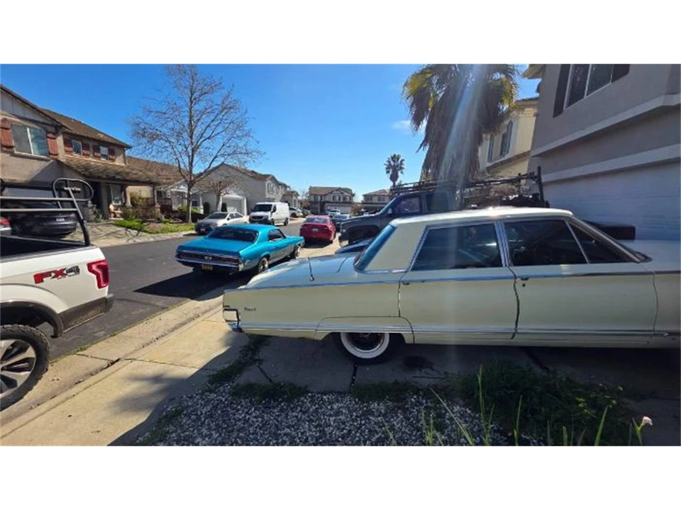 1966 Chrysler Newport - Image 6 of 8
