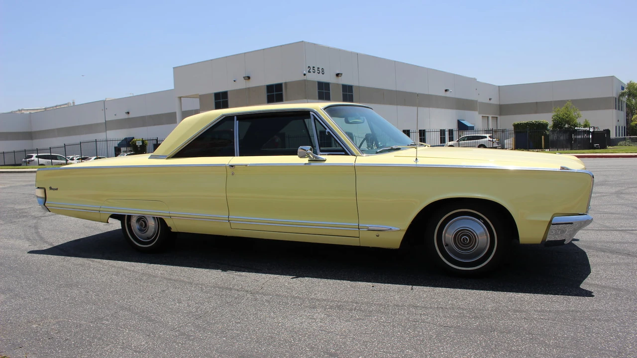 1966 Chrysler Newport - Image 6 of 6