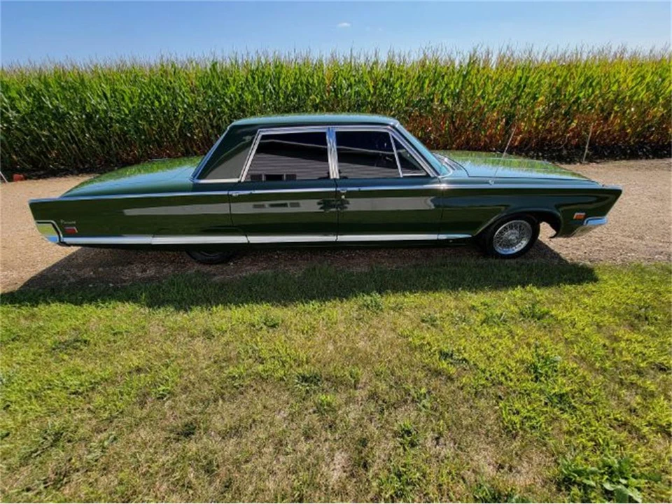 1966 Chrysler Newport - Image 6 of 7