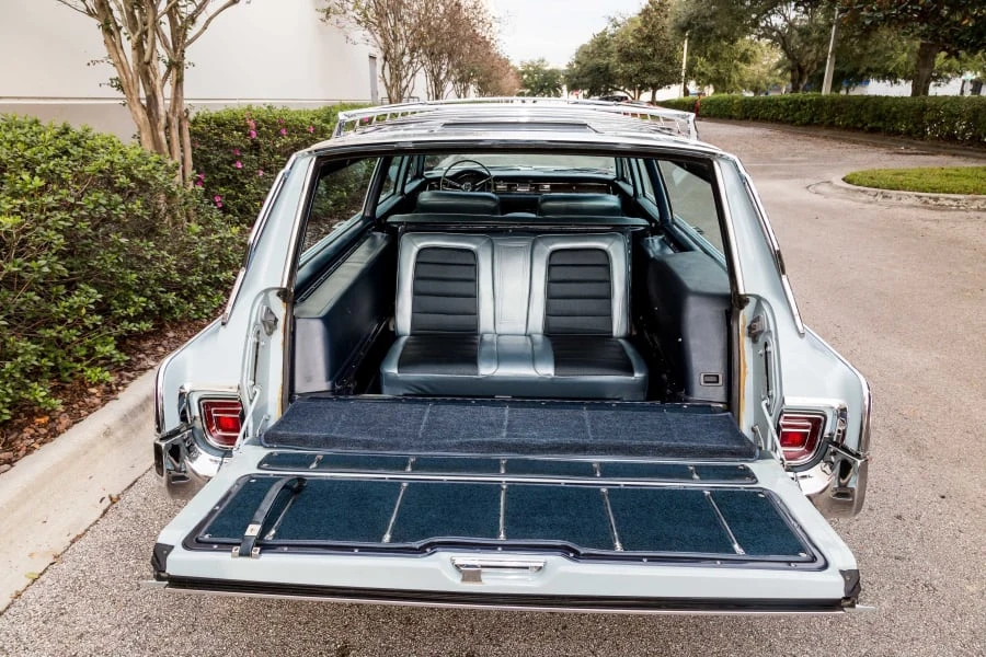 1966 Chrysler Town & Country - Image 10 of 12