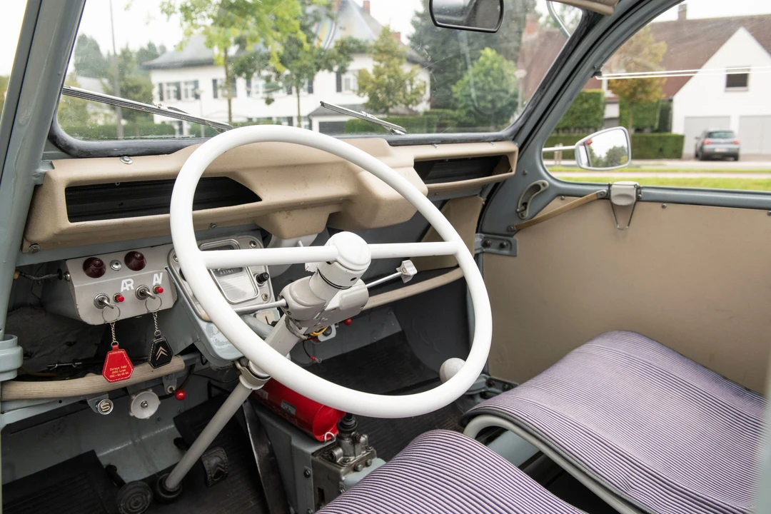 1966 Citroen 2CV Sahara - Image 10 of 31
