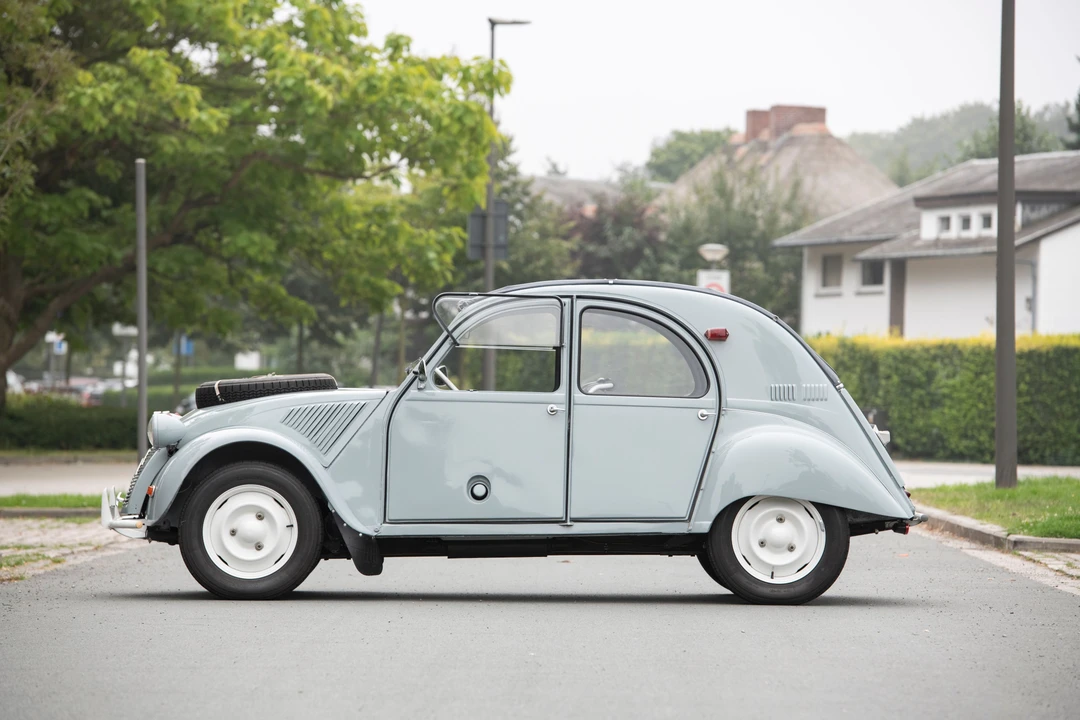 1966 Citroen 2CV Sahara - Image 2 of 31