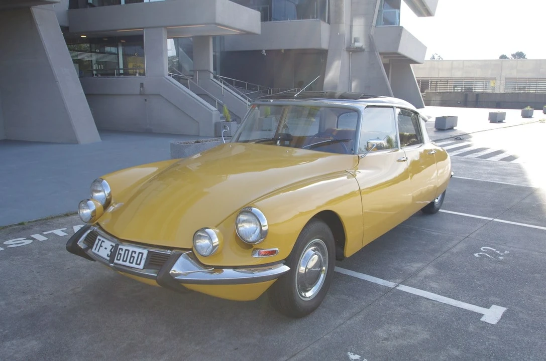 1966 Citroen DS21 - Image 14 of 30