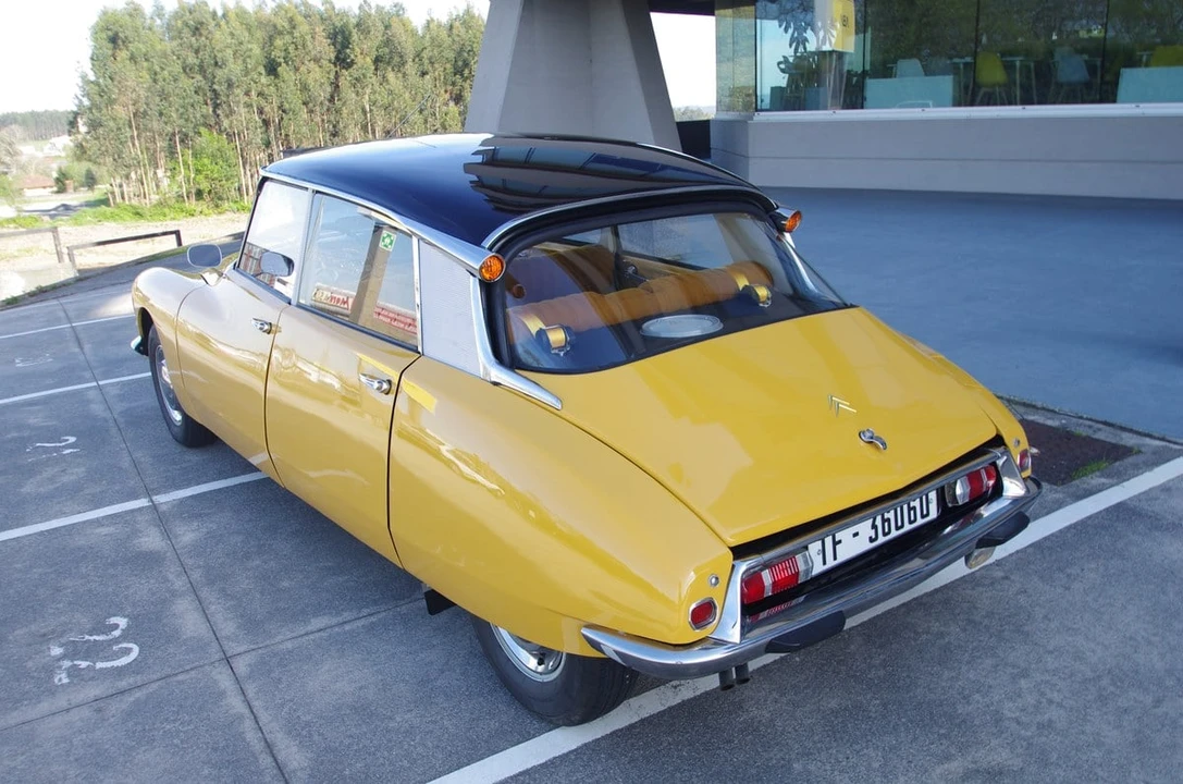 1966 Citroen DS21 - Image 16 of 30