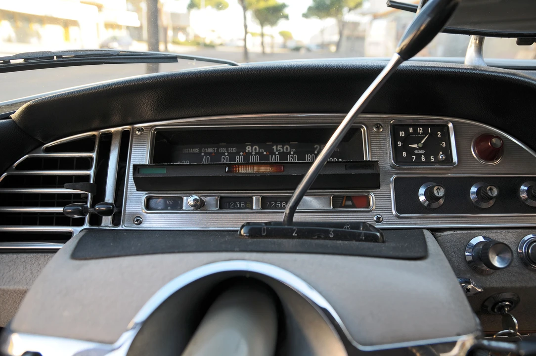 1966 Citroen DS21 - Image 10 of 18