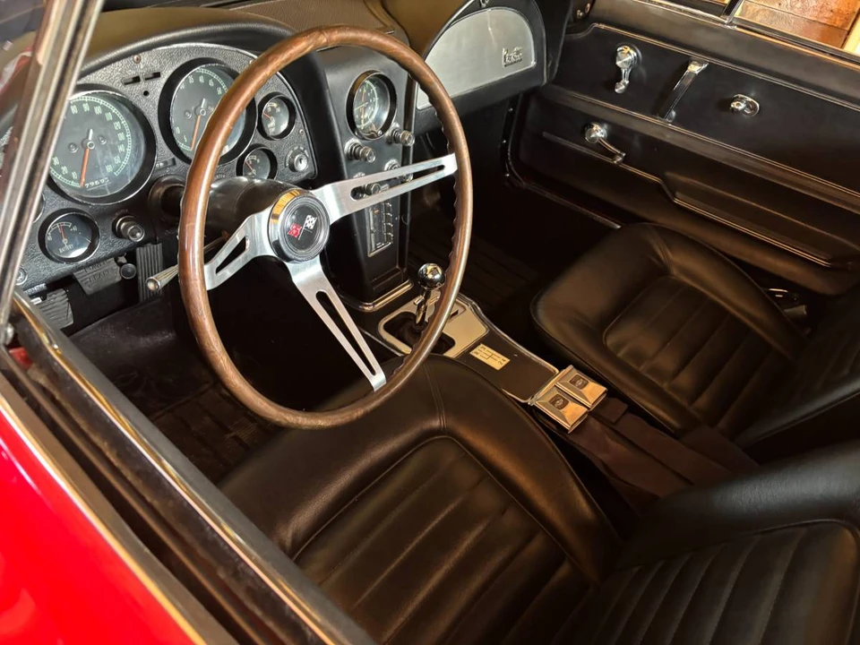 1966 Chevrolet Corvette C2 - Image 11 of 15