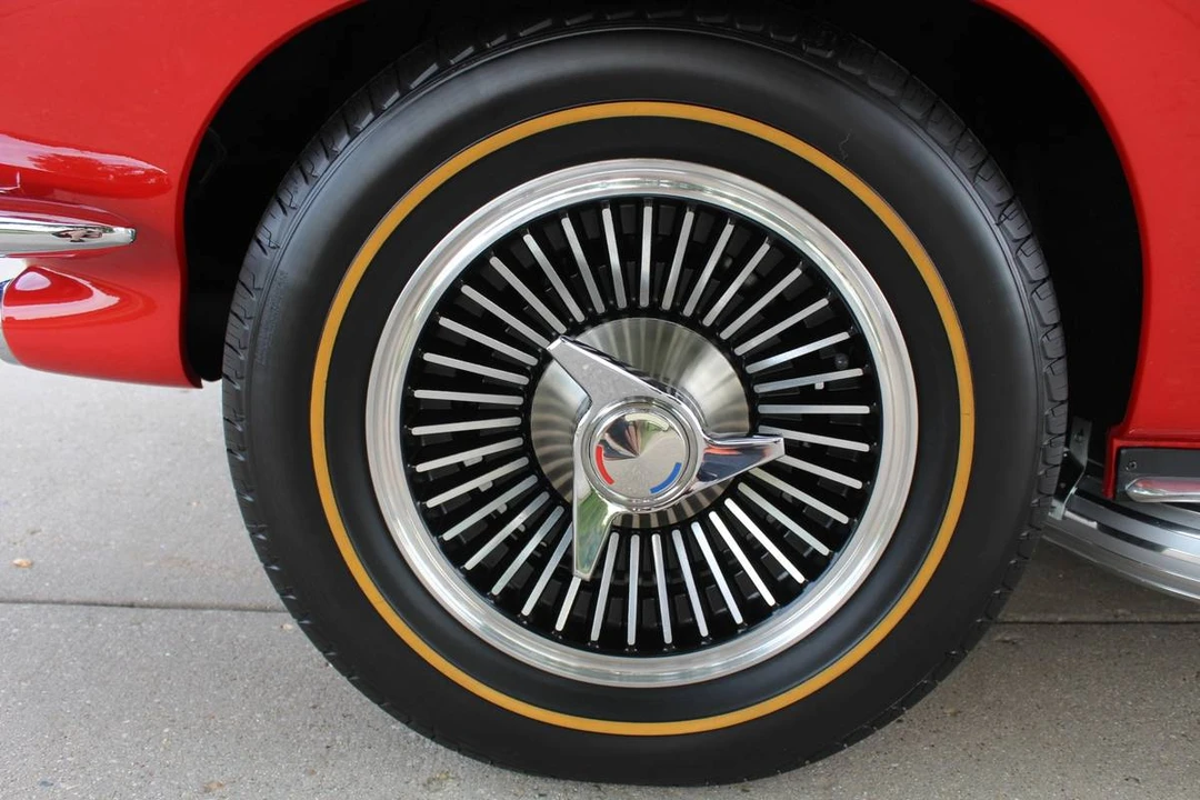 1966 Chevrolet Corvette C2 - Image 7 of 11