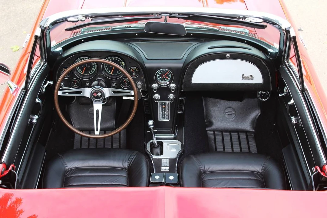 1966 Chevrolet Corvette C2 - Image 10 of 11