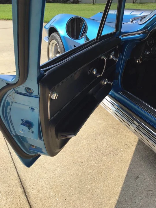 1966 Chevrolet Corvette C2 - Image 4 of 6