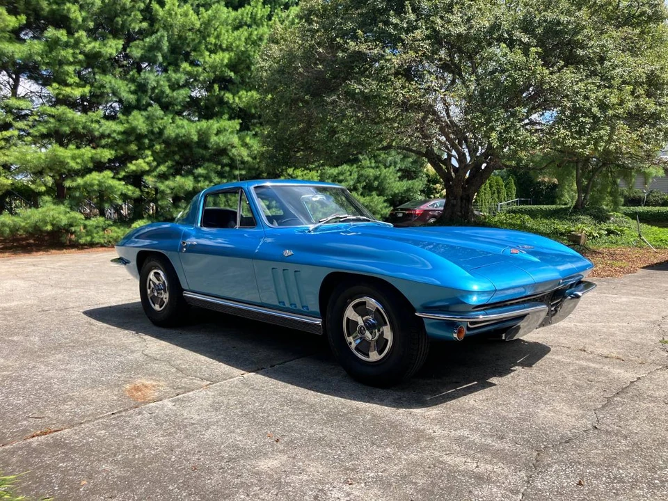 1966 Chevrolet Corvette C2 - Image 8 of 16