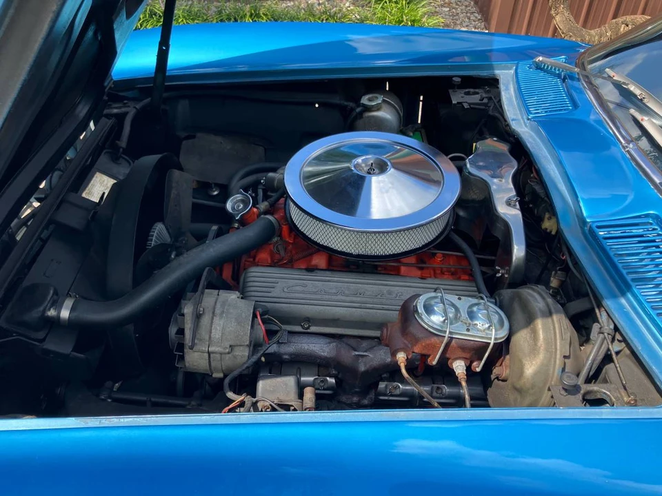 1966 Chevrolet Corvette C2 - Image 12 of 16