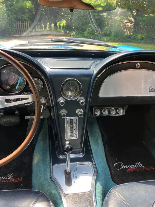 1966 Chevrolet Corvette C2 - Image 10 of 16