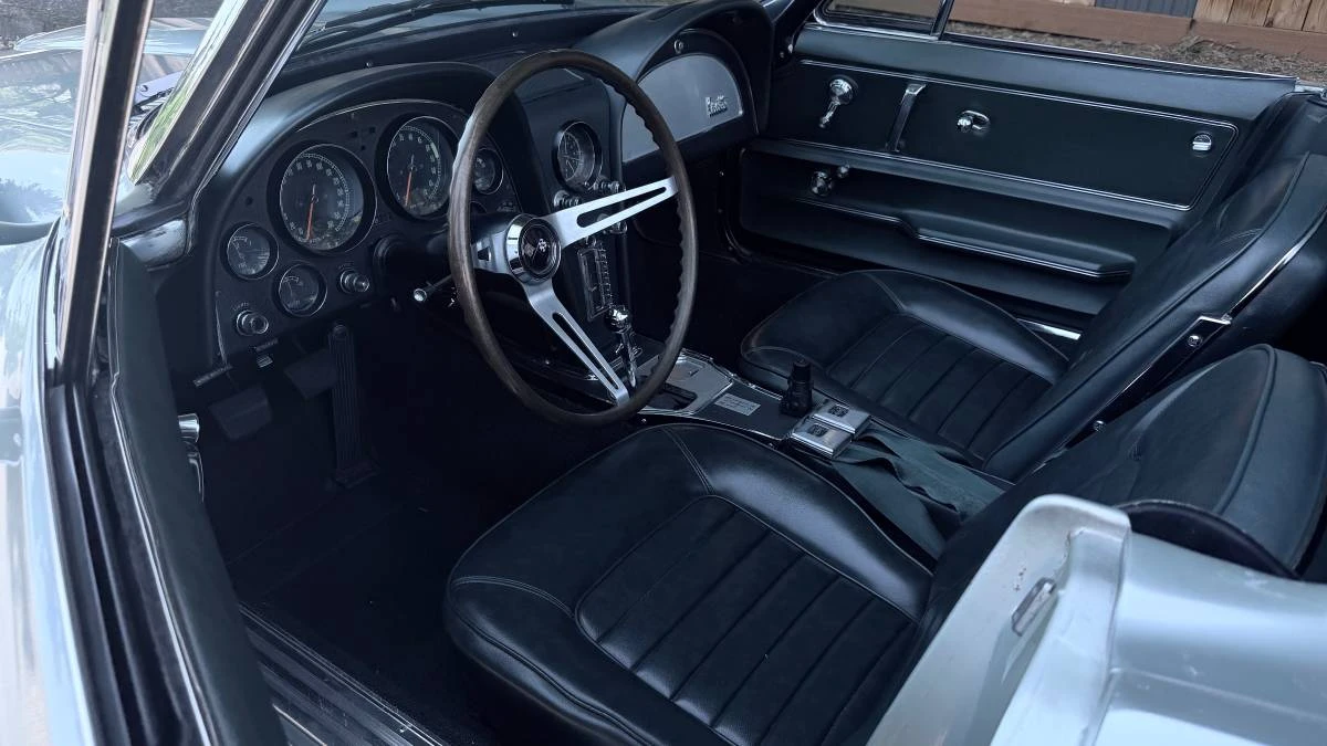 1966 Chevrolet Corvette C2 - Image 6 of 24