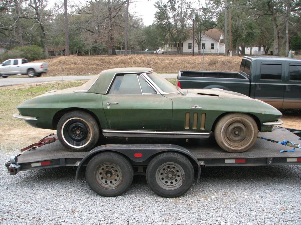 1966 Chevrolet Corvette C2 - Image 9 of 13