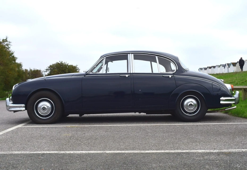 1966 Daimler SP250 - Image 7 of 30