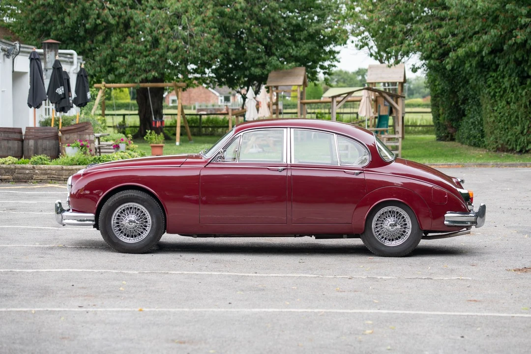 1966 Daimler SP250 - Image 2 of 30