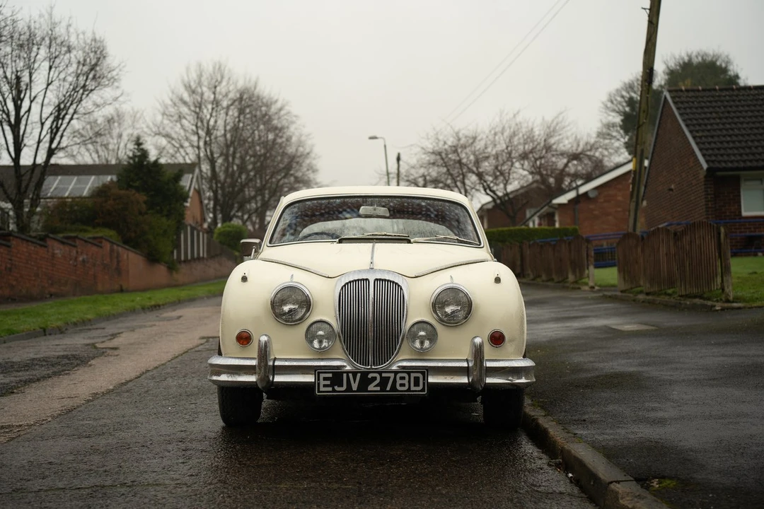 1966 Daimler SP250 - Image 6 of 30