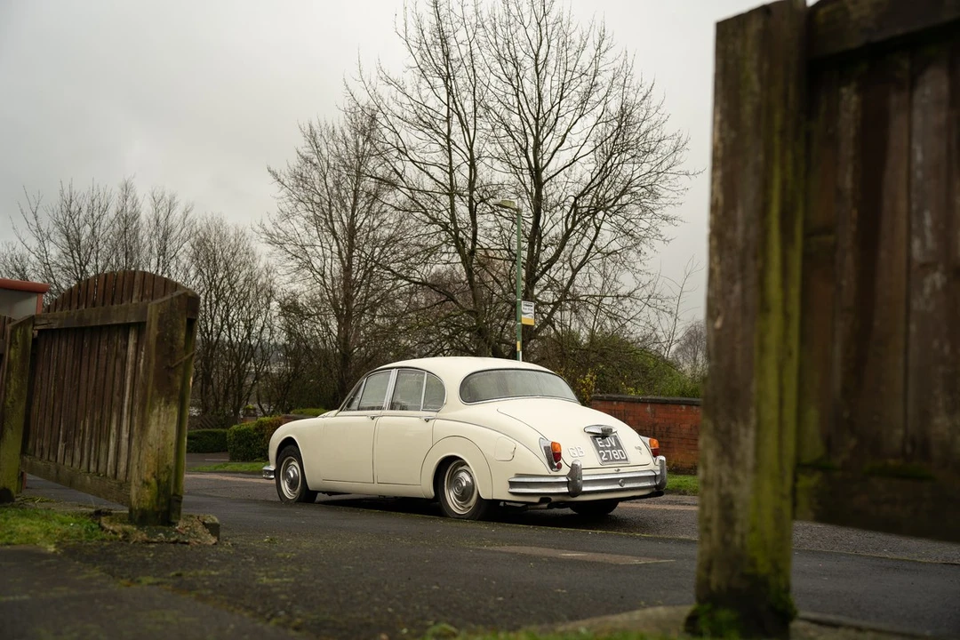 1966 Daimler SP250 - Image 11 of 30