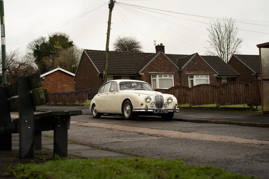 1966 Daimler SP250 - Image 2 of 30