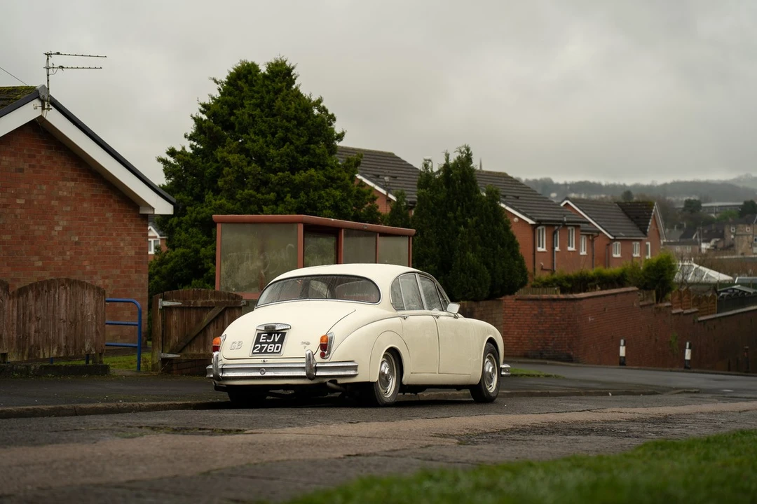 1966 Daimler SP250 - Image 12 of 30