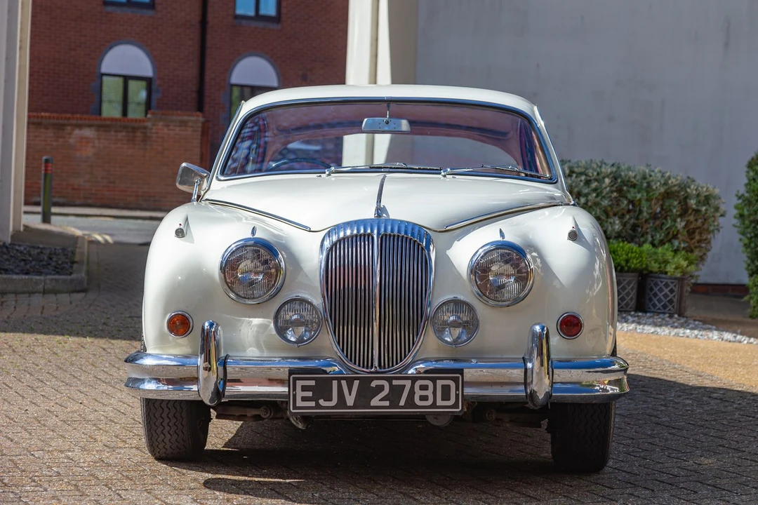 1966 Daimler - Image 29 of 30