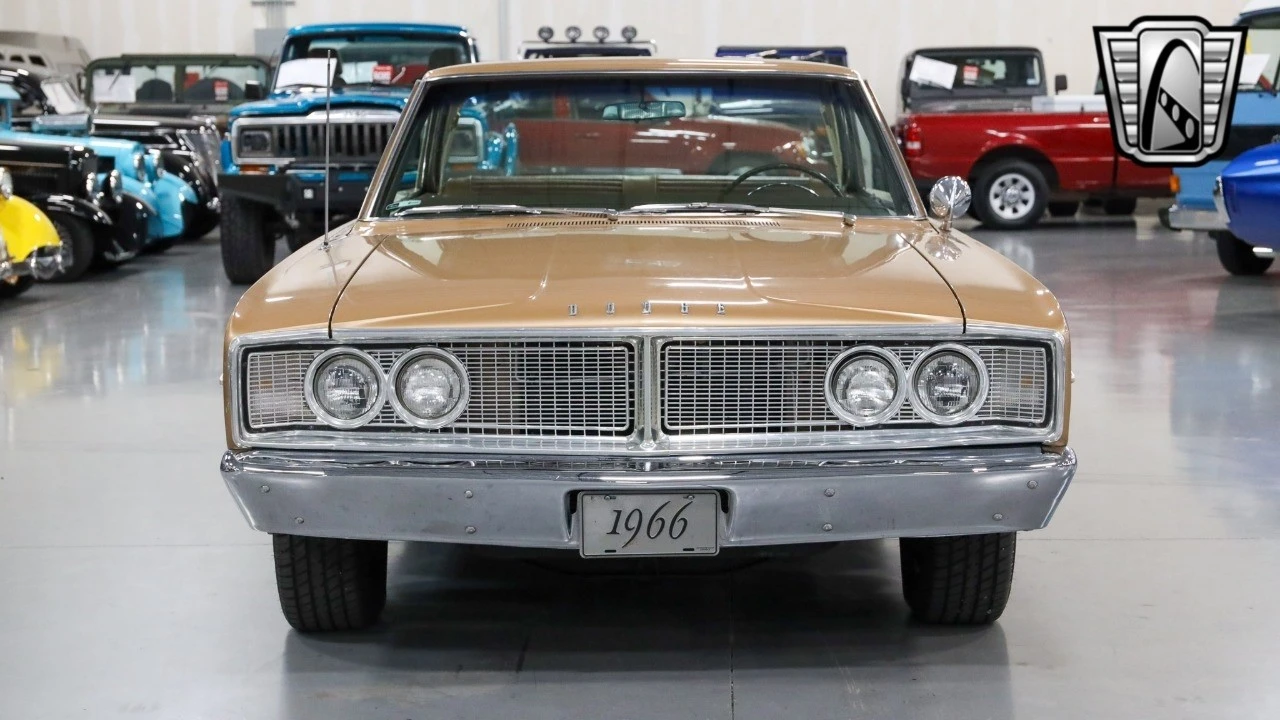 1966 Dodge Coronet 4th Gen - Image 3 of 12