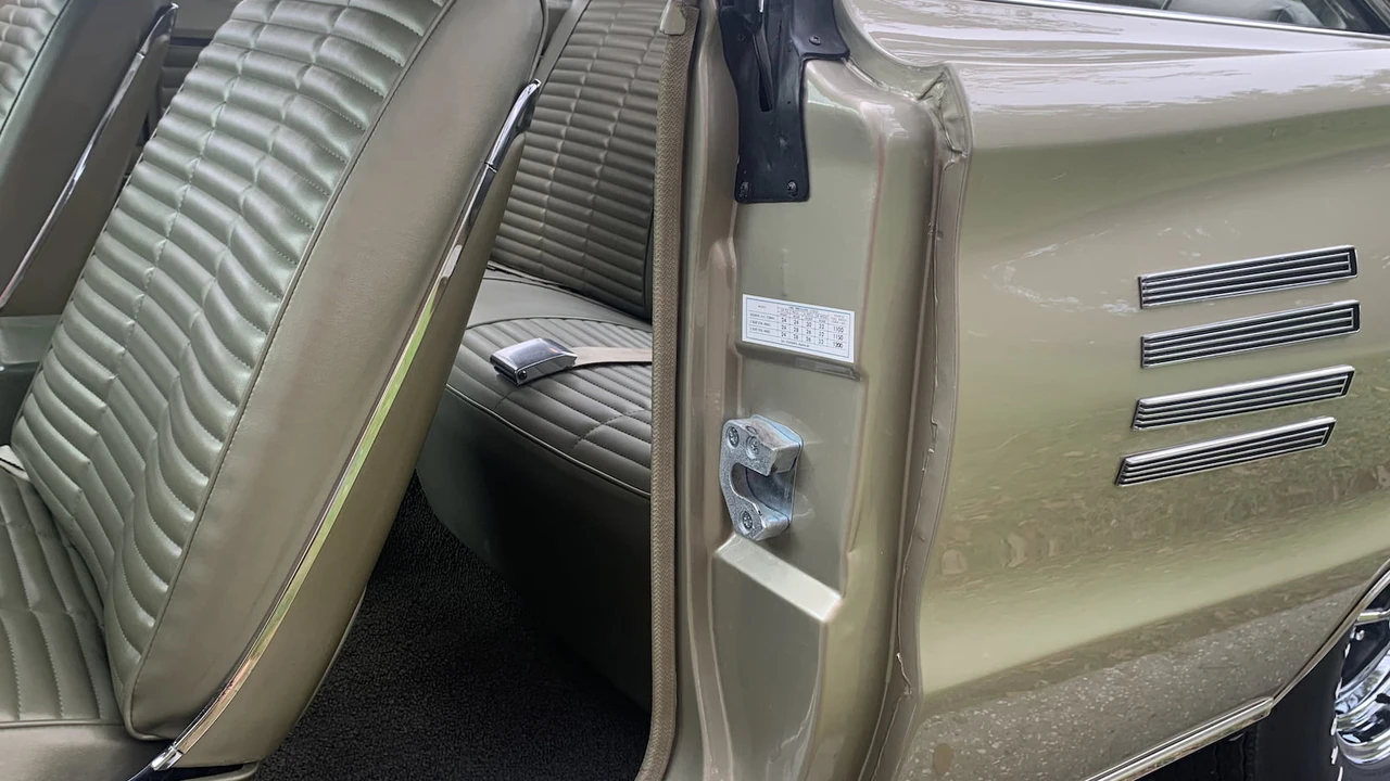1966 Dodge Coronet 4th Gen - Image 4 of 31