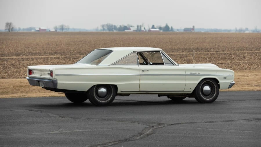 1966 Dodge Coronet 4th Gen - Image 11 of 31