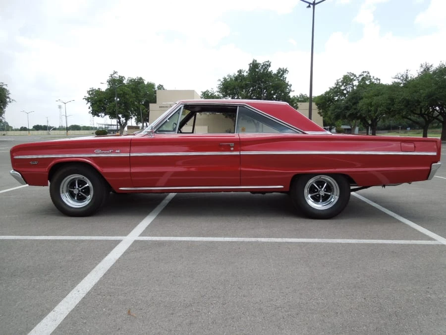 1966 Dodge Coronet 4th Gen - Image 2 of 8