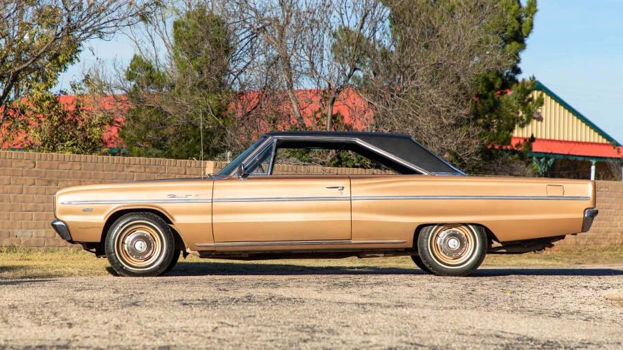 1966 Dodge Coronet 4th Gen - Image 2 of 12