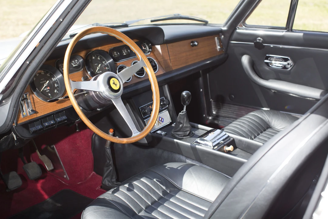 1966 Ferrari 330 GT 2+2 - Image 19 of 31