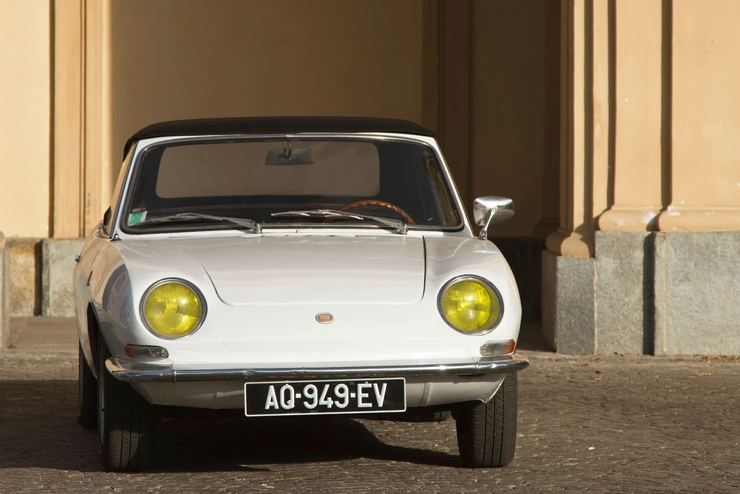 1966 Fiat 850 Spider - Image 5 of 5