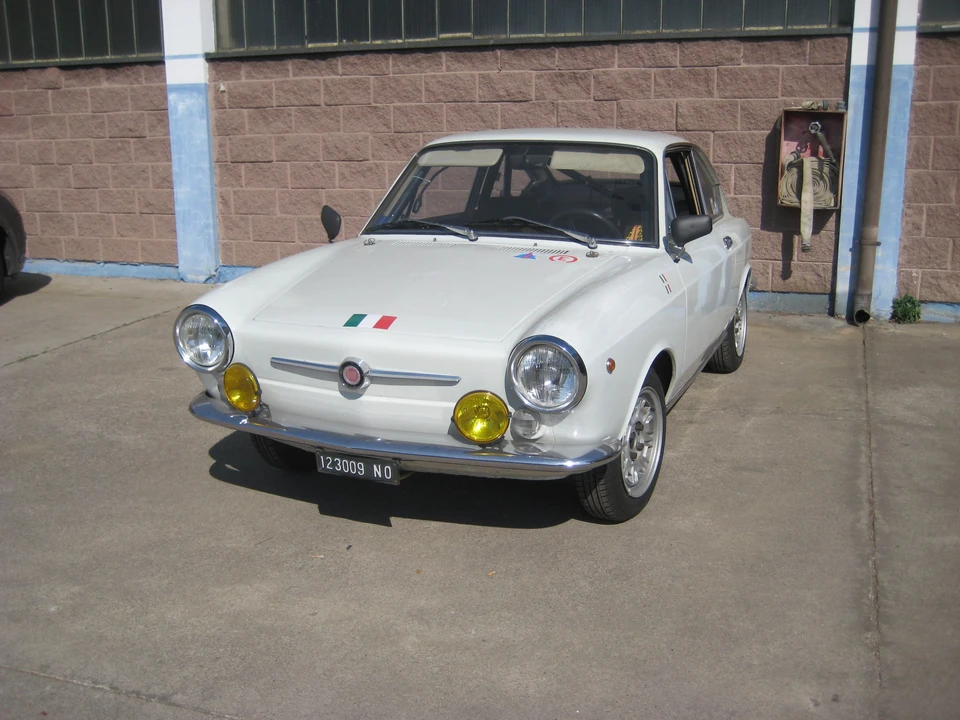 1966 Fiat 850 - Image 2 of 5