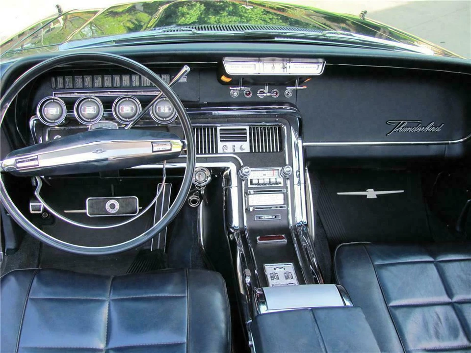 1966 Ford Thunderbird 4th Gen - Image 4 of 5