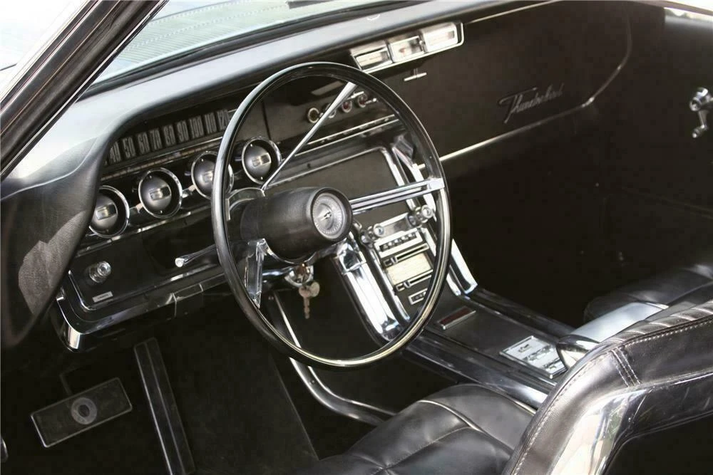 1966 Ford Thunderbird 4th Gen - Image 3 of 4