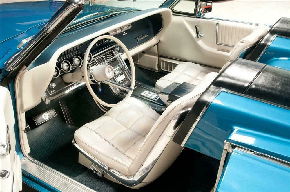 1966 Ford Thunderbird 4th Gen - Image 4 of 5