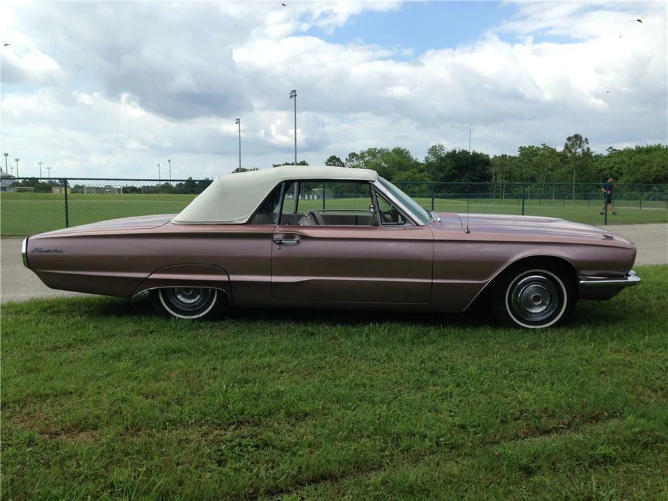 1966 Ford Thunderbird 4th Gen - Image 2 of 4