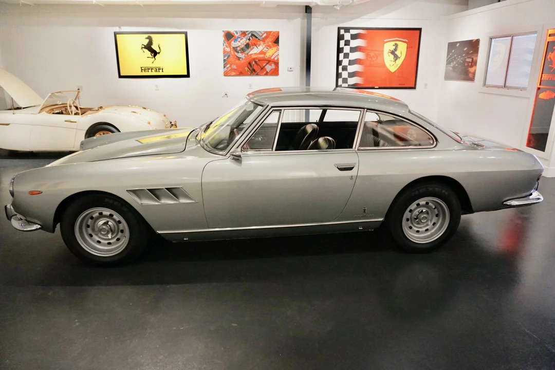 1966 Ferrari 330 GT 2+2 - Image 22 of 31