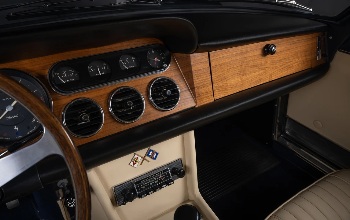 1966 Ferrari 330 GT 2+2 - Image 28 of 31
