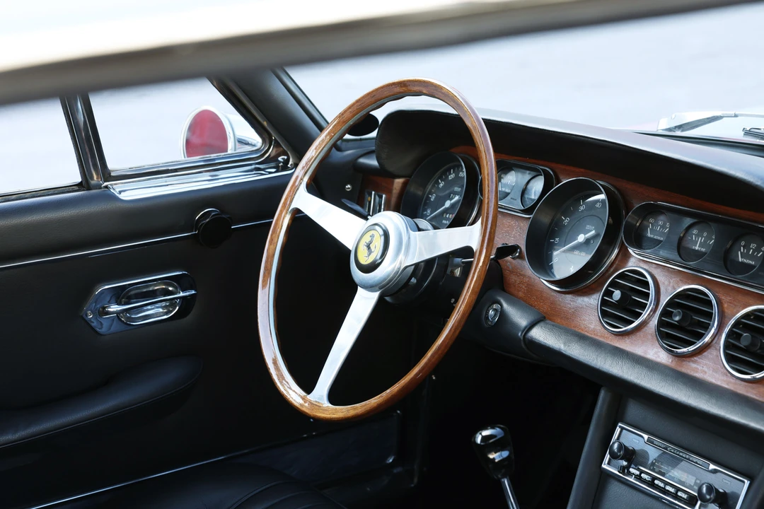 1966 Ferrari 330 GT 2+2 - Image 19 of 31