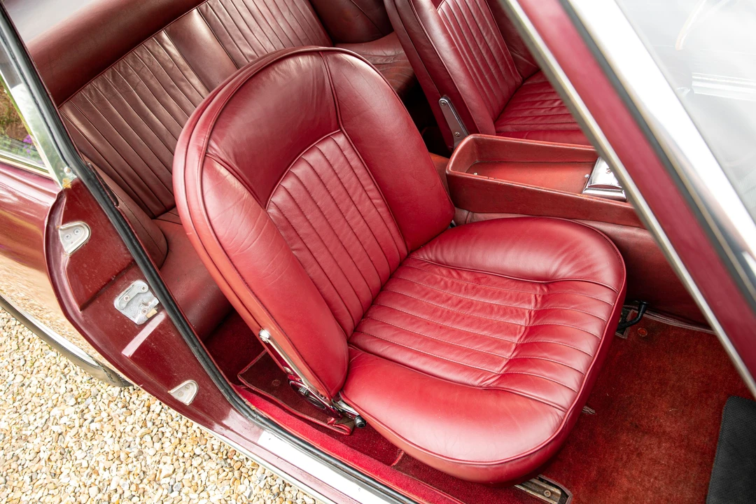1966 Ferrari 330 GT 2+2 - Image 21 of 31