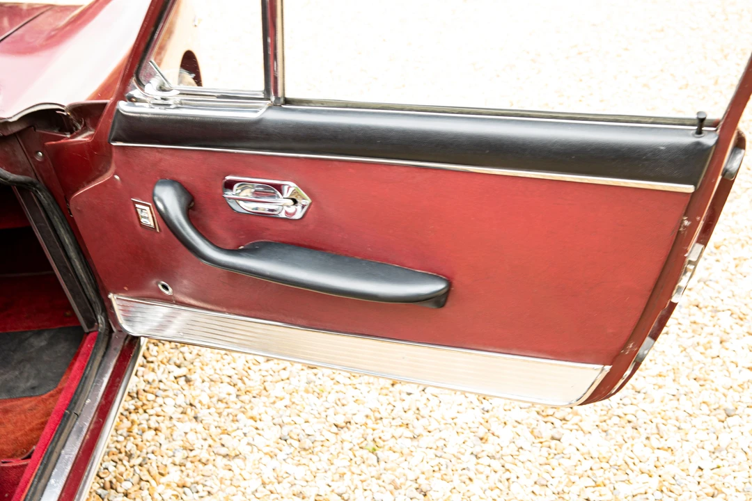 1966 Ferrari 330 GT 2+2 - Image 20 of 31