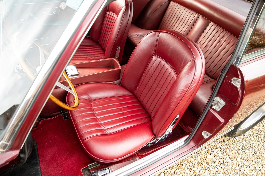 1966 Ferrari 330 GT 2+2 - Image 30 of 31